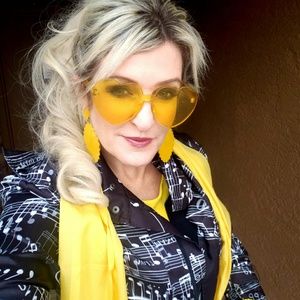 Meet your Posher, Theresa